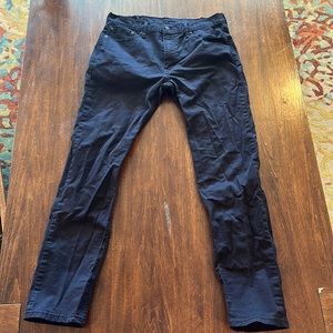 Levi’s 502 men’s black jeans worn twice excellent condition size 33x34 33 x 34